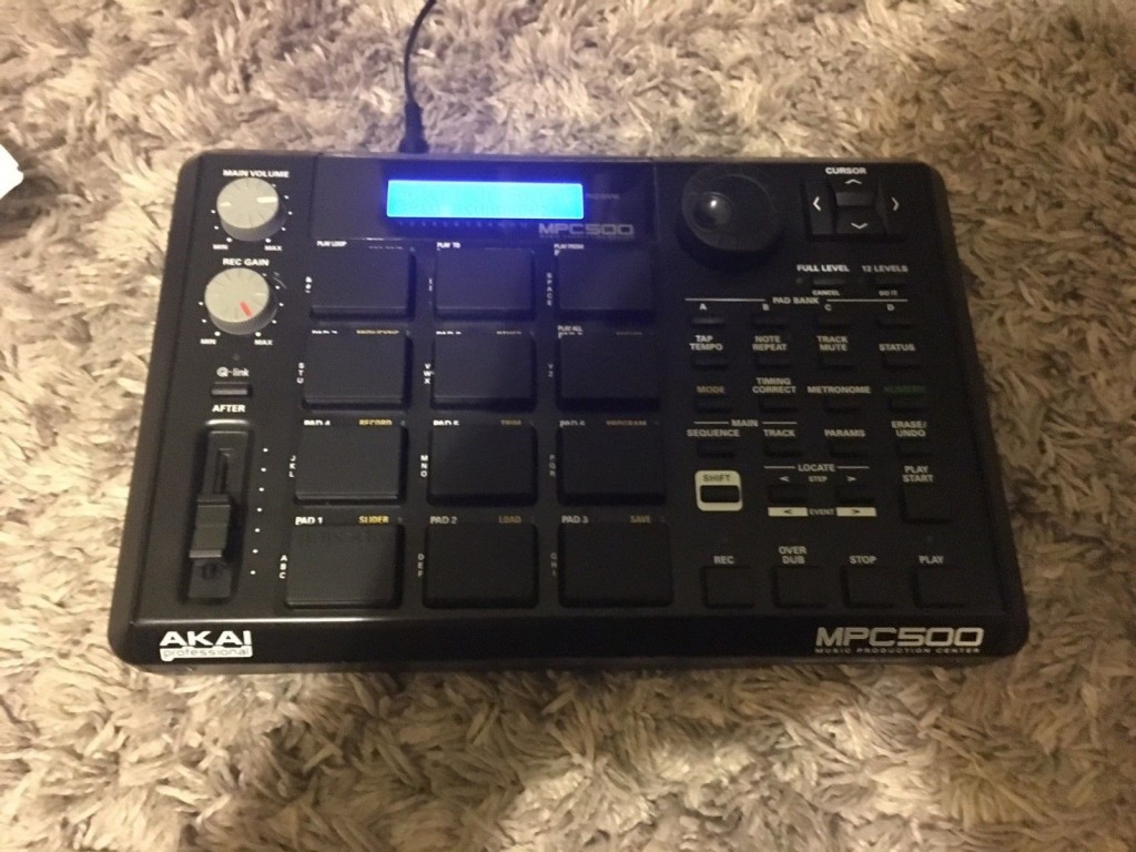 Как подключить akai mpc 500 к компьютеру