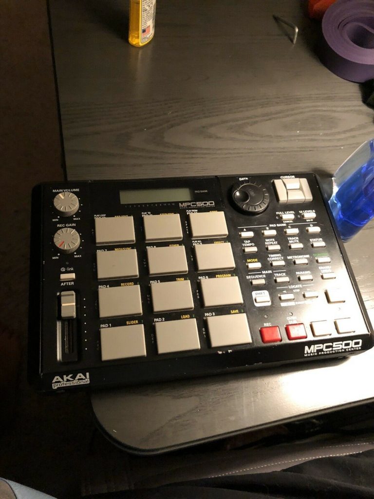 Как подключить akai mpc 500 к компьютеру